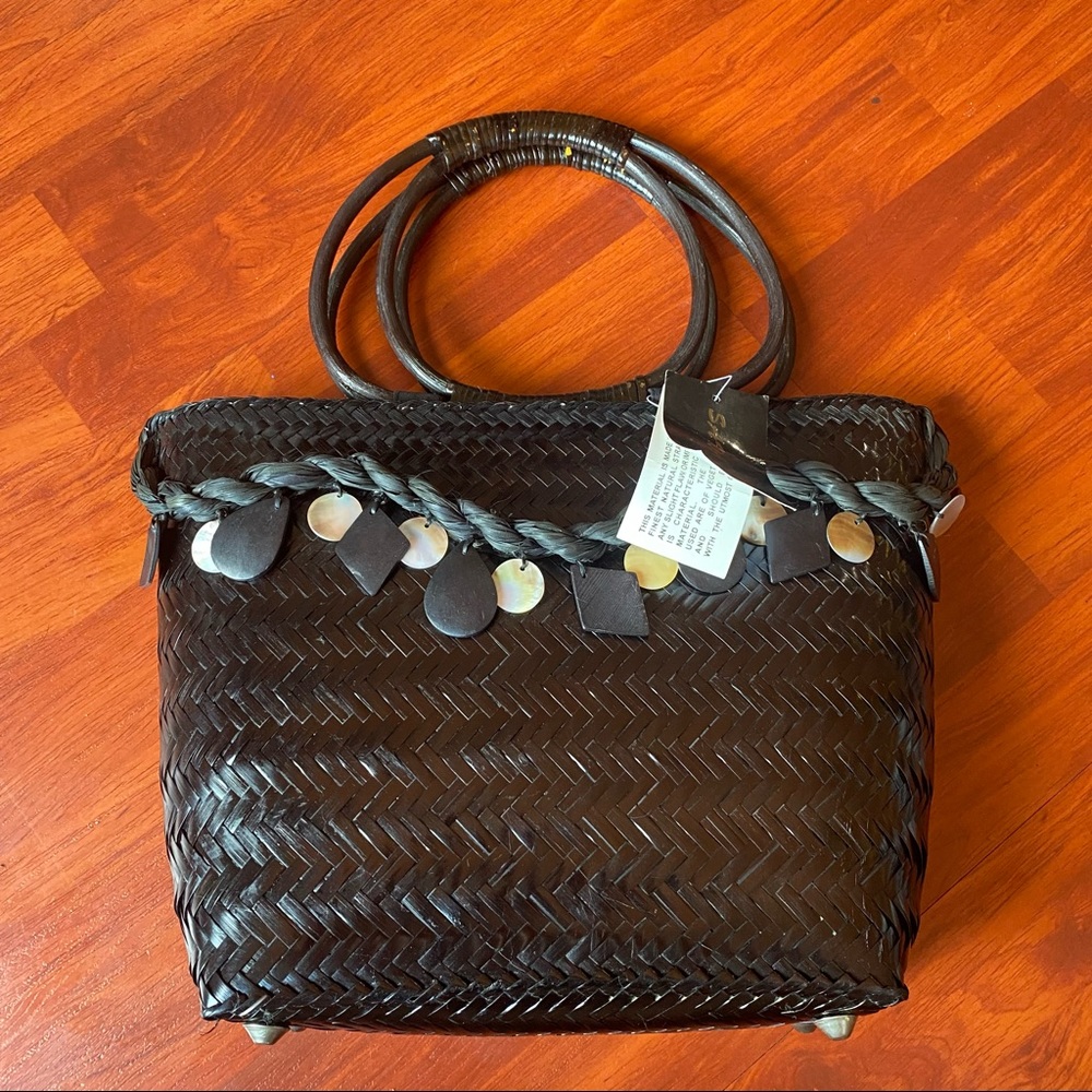 Savanna woven hand bag